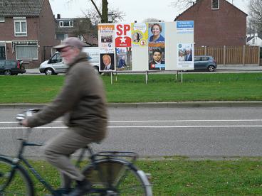 Verkieizingsbord Nachtegaallaan